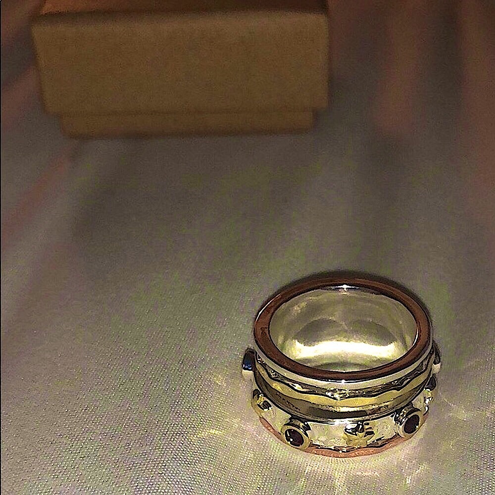 NWT Garnet/Tri-Tone Raised Daisies Spinner Ring, Sz. 8 - Picture 6 of 10